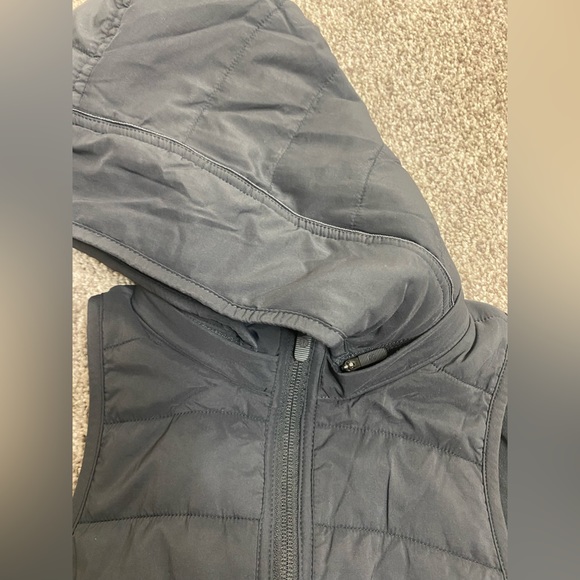 LULULEMON Vest - Picture 2 of 8